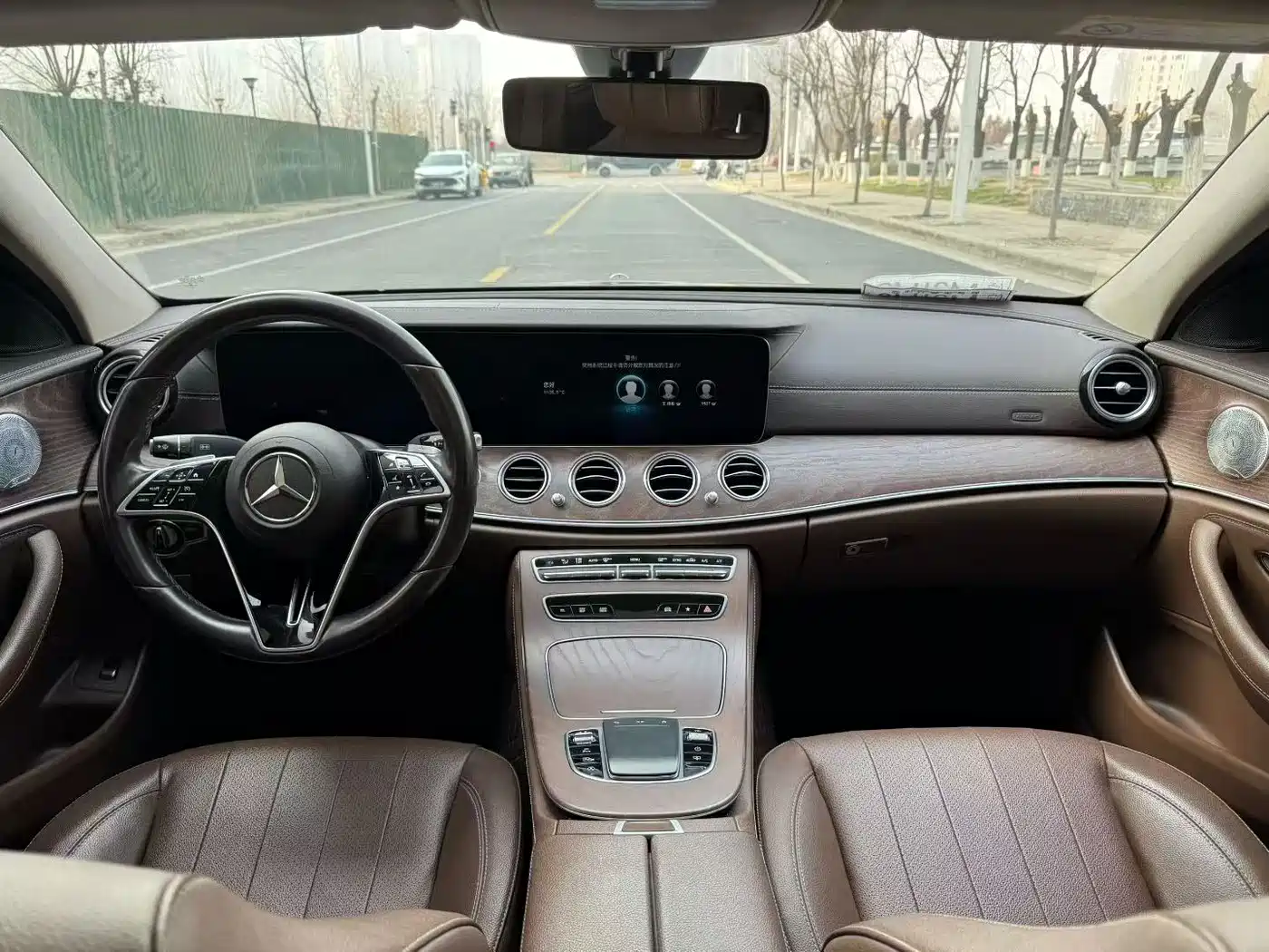  E CLASS