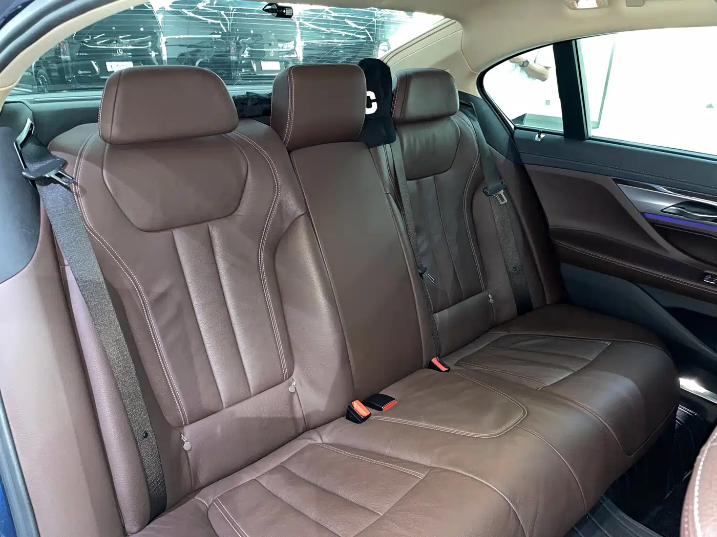 BMW 7 Series 2016 730Li Leading фото 15