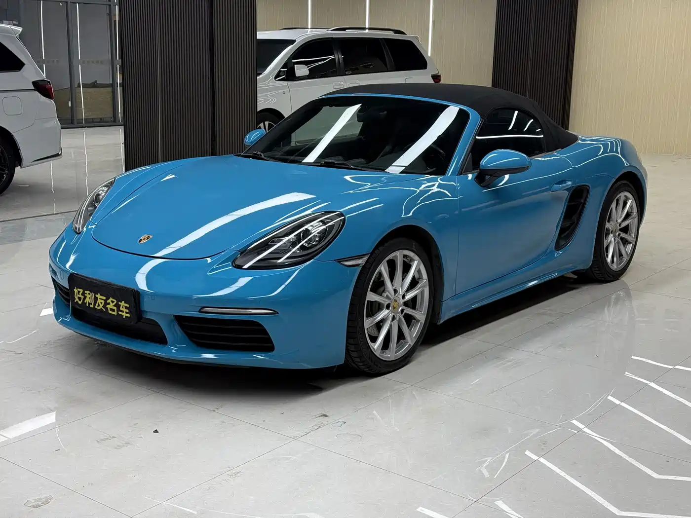 Фото 3 - Porsche 718
