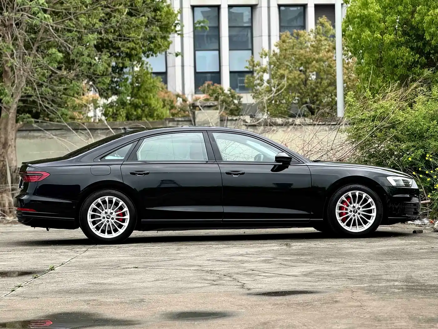 Audi A8 2021 A8L 50 TFSI quattro Comfort фото 3