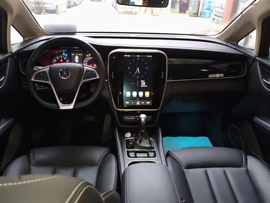 BYD Song MAX 2018 1.5T Auto Smart Connected Elite 6-Seater фото 10