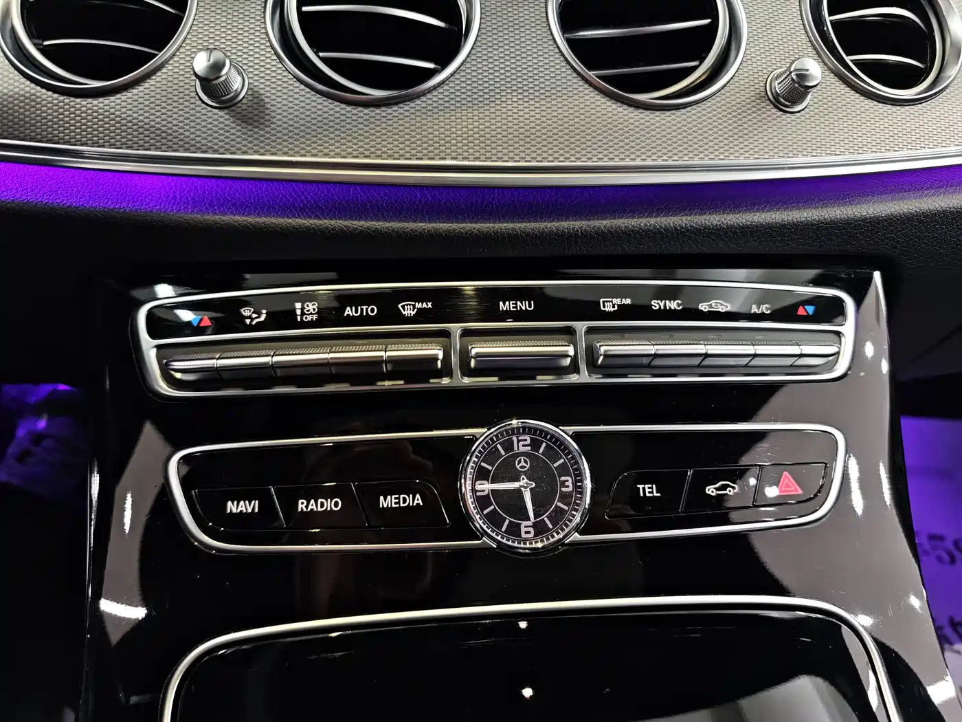 Mercedes-Benz E-Class 2017 E 300 Sport фото 17