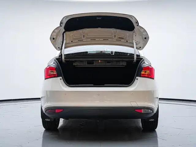 Chery Arrizo 5 2017 1.5L Manual Trend Leader — фото 5