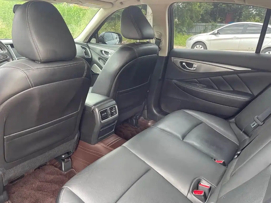Infiniti Q50L 2019 2018 2.0T Premium Edition China V