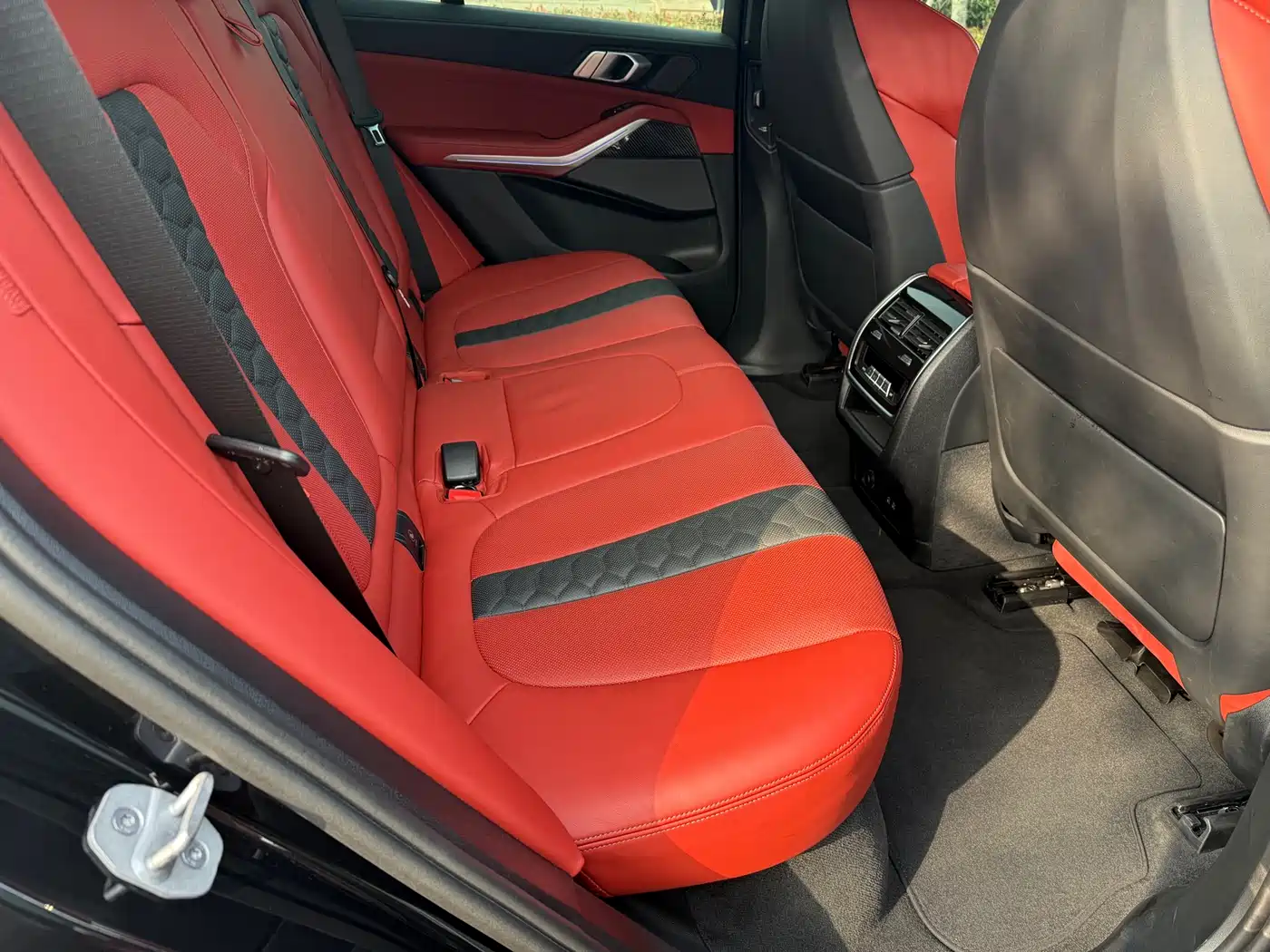 BMW X5 M 2023 Model X5 M Thunder Edition фото 11