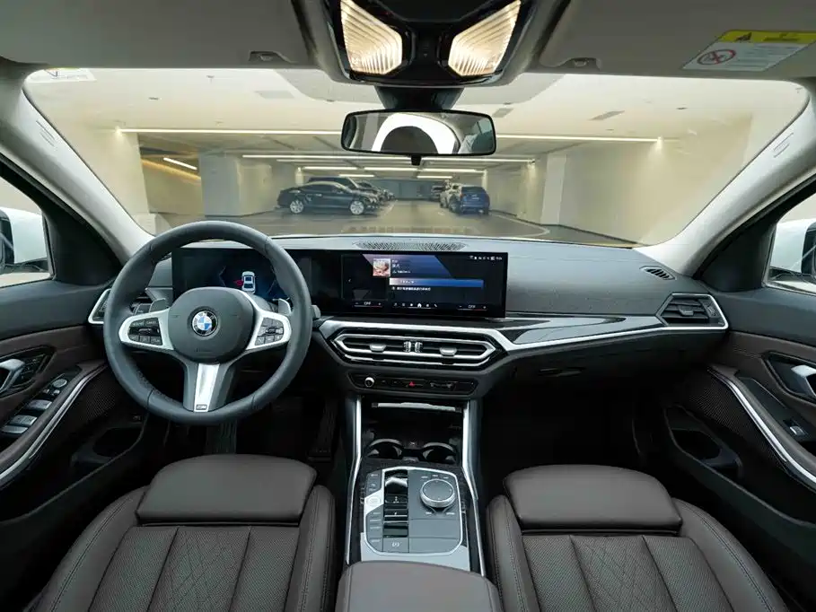 BMW 3 Series 2024 325Li M Sport Package фото 19