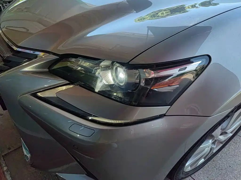 Lexus GS 2017 2016 300h Leading Edition