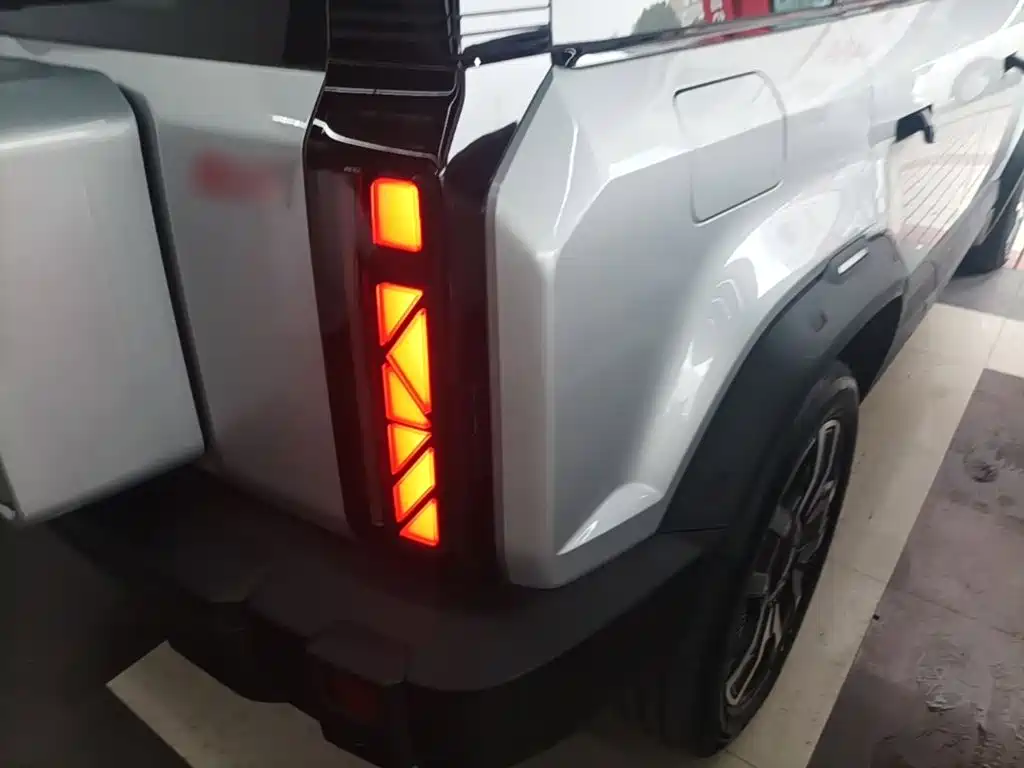 iCAR 03 2024 2024 Model 472km AWD Long Range Edition