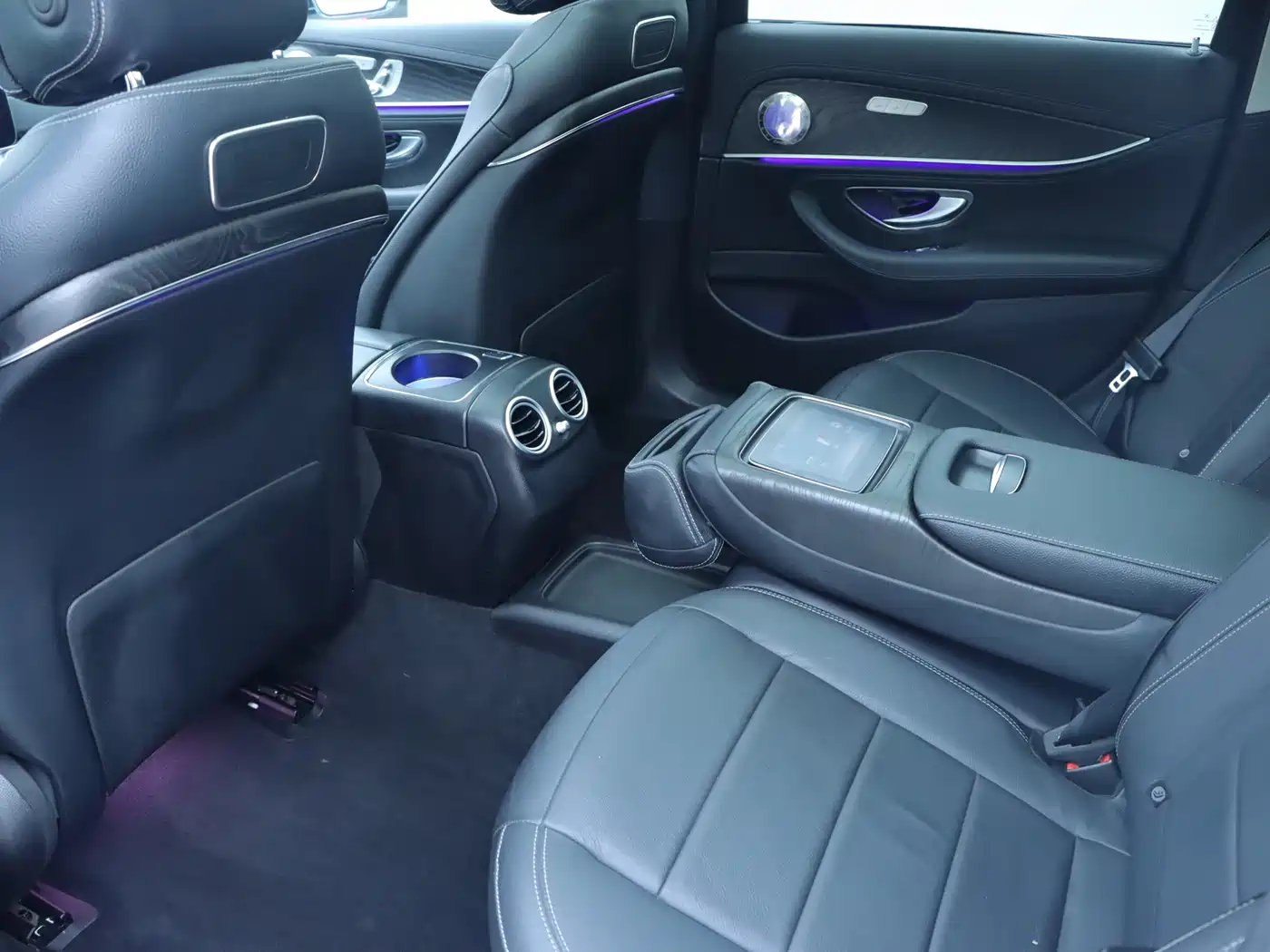 Mercedes-Benz E-Class 2017 E 320 L Sport 4MATIC фото 14