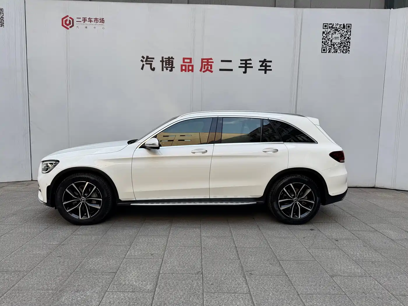 Mercedes-Benz GLC 2020 Facelift GLC 300 L 4MATIC Dynamic фото 4