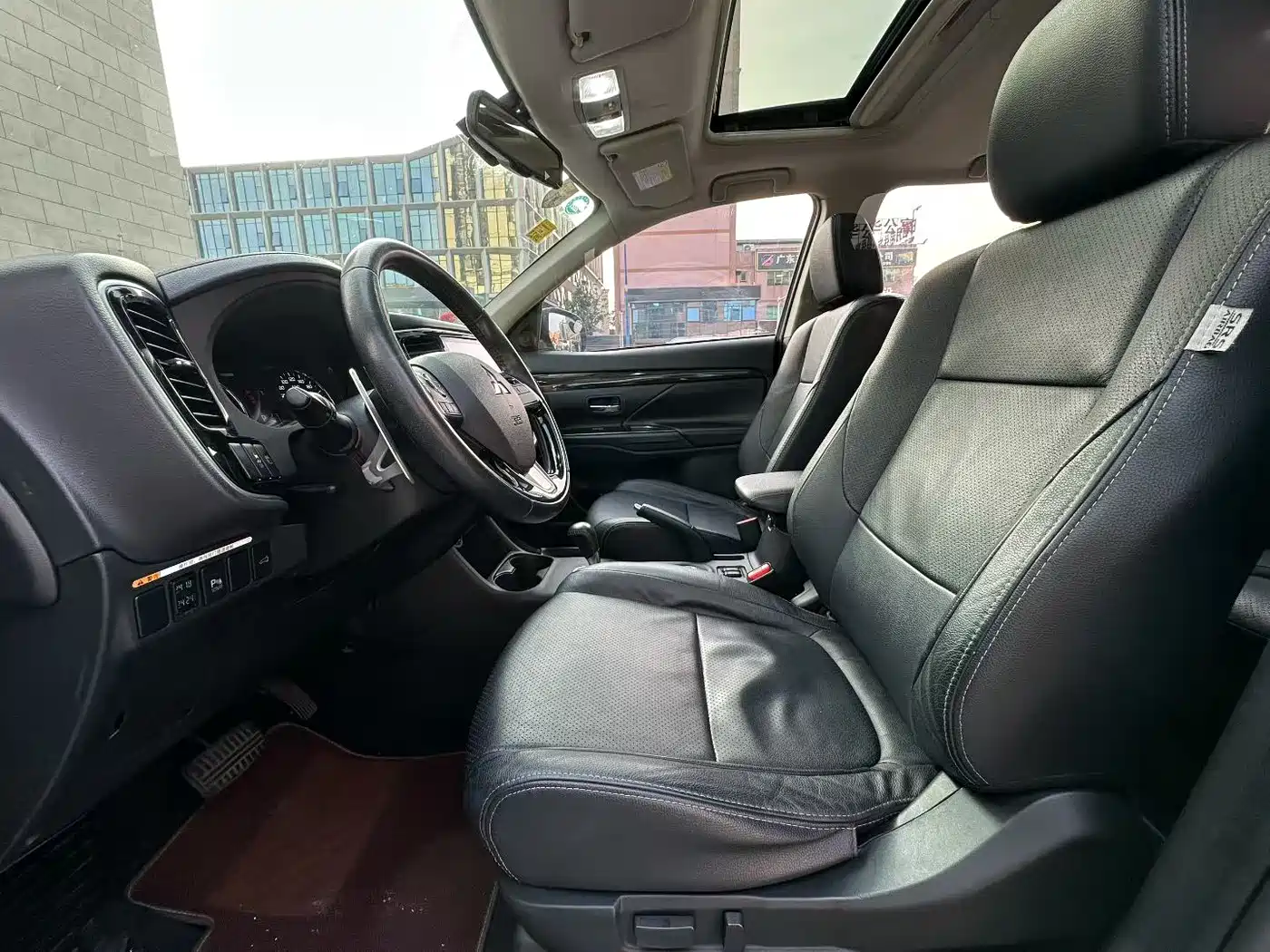 Mitsubishi Outlander 2017 2016 2.4L 4WD Elite Edition 5-seater