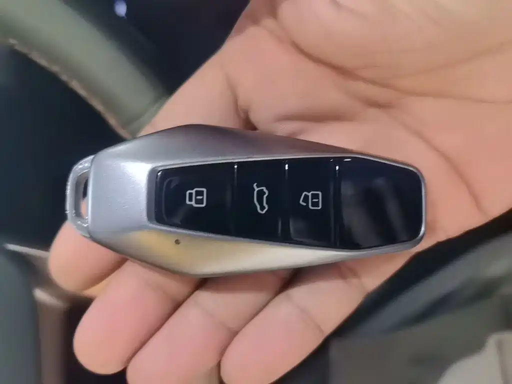 iCAR 03 2024 2024 501km 2WD Long Range Joy Wave Edition