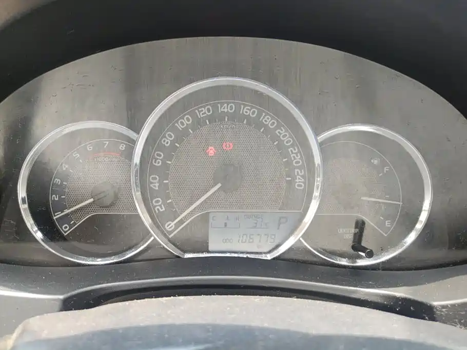 Photo 14 - Toyota Corolla