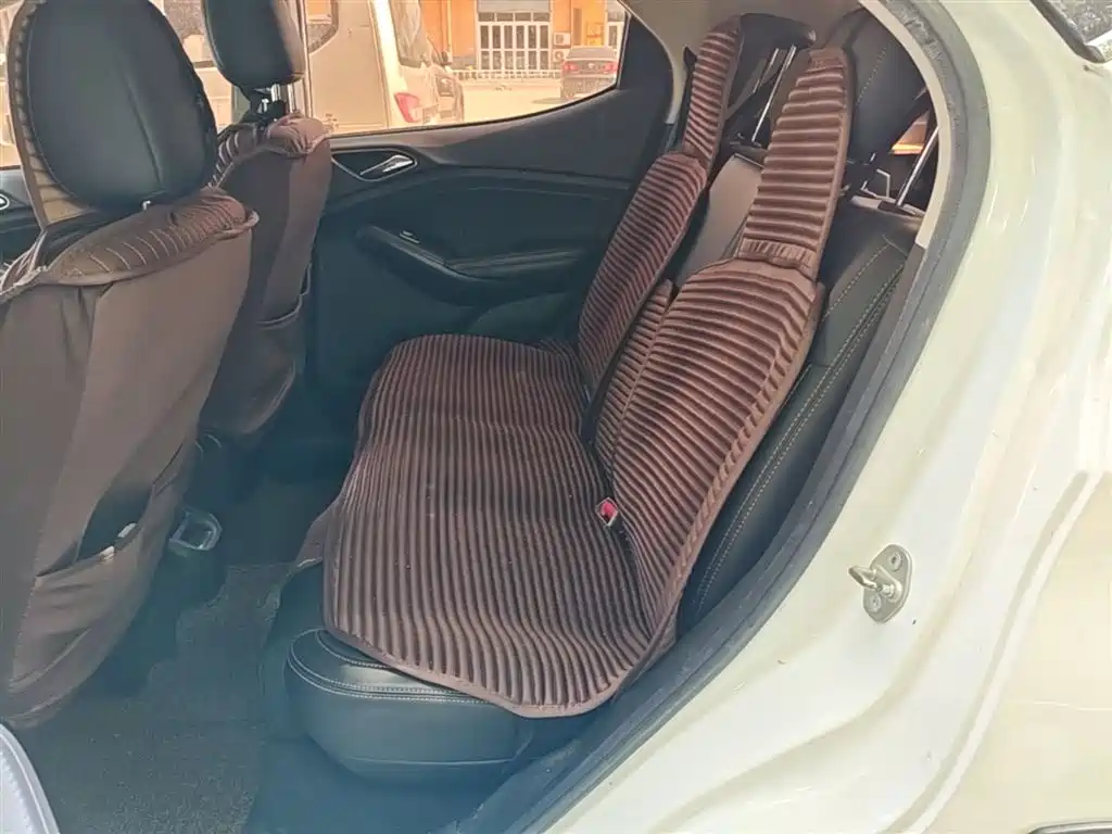 BYD Yuan 2017 1.5L Auto Cool Fashion фото 17