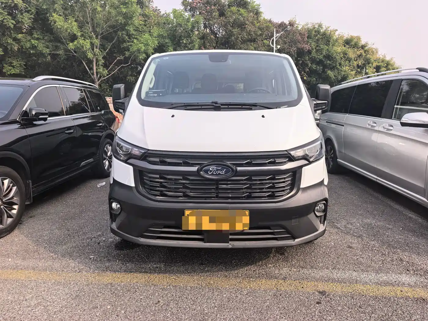 Ford Transit 2023 2023 2.0T Petrol Auto Business Travel Mid-Axis Mid-Roof 10/11/12-seater