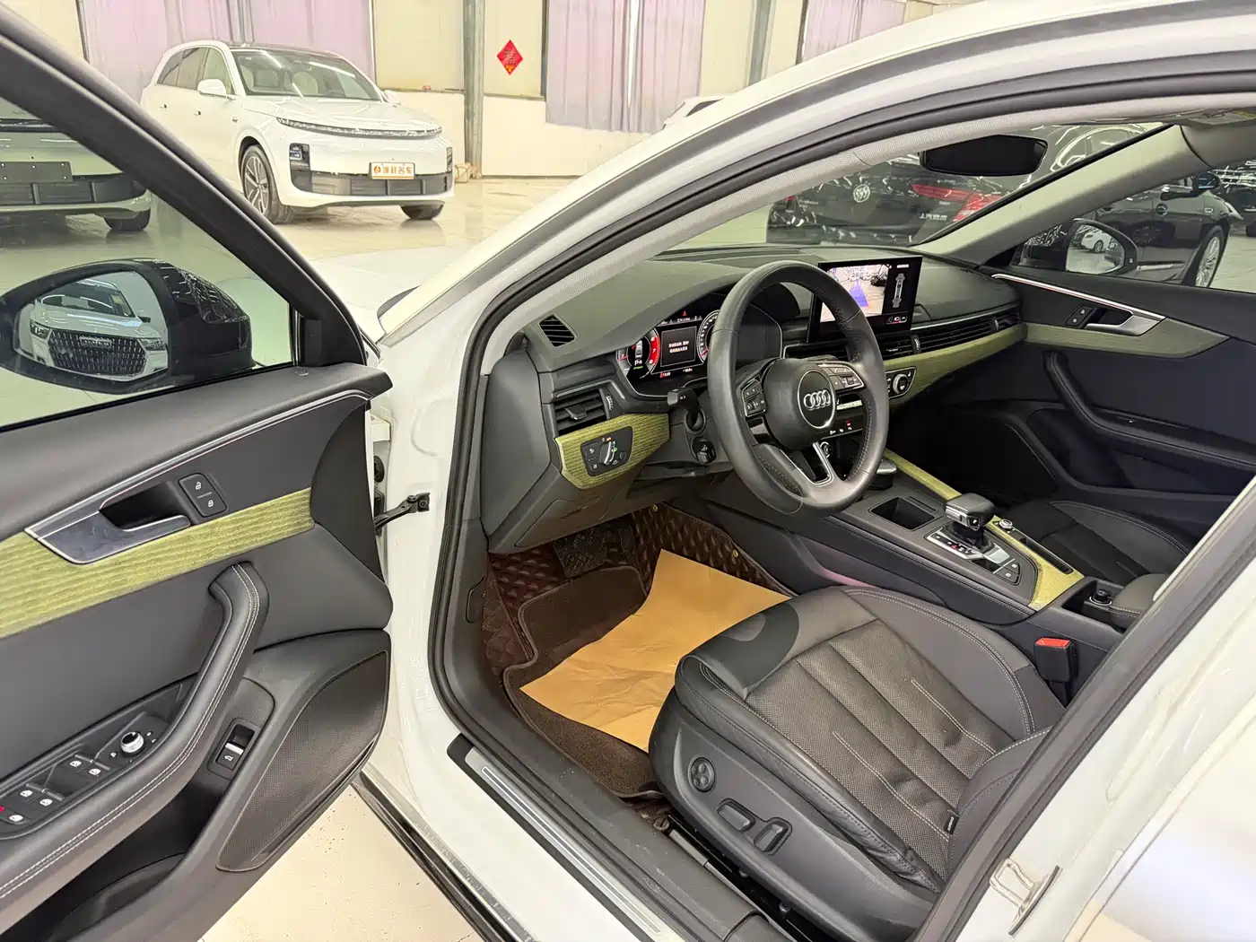 Audi A4L 2020 40 TFSI quattro Luxury Dynamic фото 4
