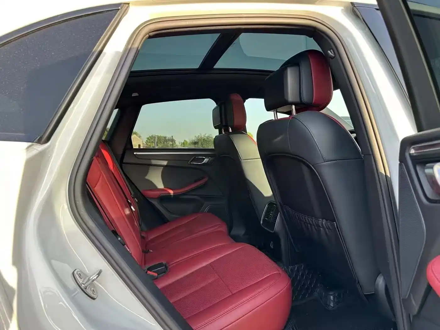 Porsche Macan 2018 Macan 2.0T фото 6