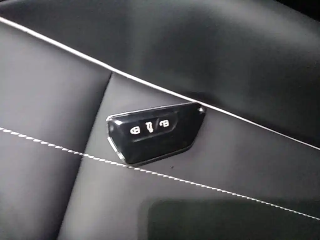 Volkswagen ID.4 X 2024 2025 Smart Pure Intelligent Edition