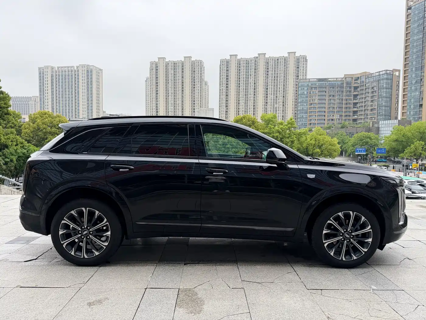 Cadillac XT5 2025 2.0T Luxury фото 12
