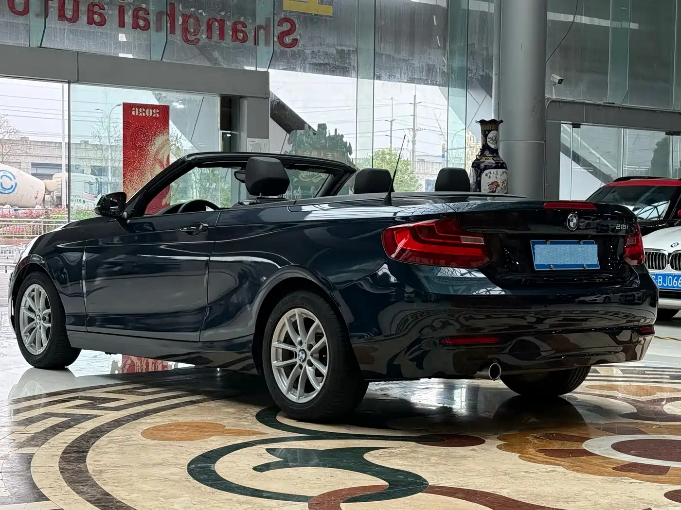 BMW 2 Series (Import) 2015 218i Convertible Coupe фото 3
