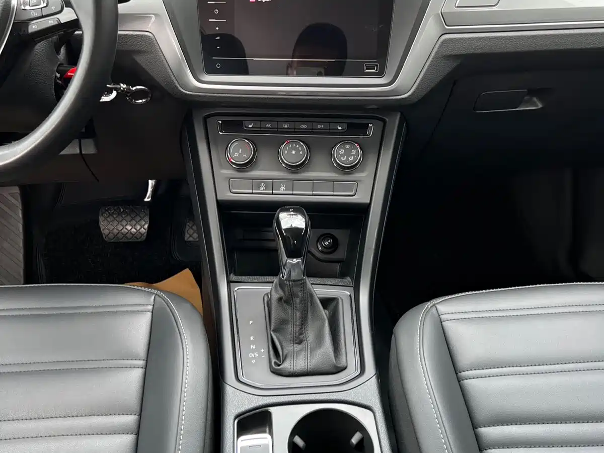 Volkswagen Touran 2021 2021 Touran L 280TSI DSG Trend Edition 7-seater
