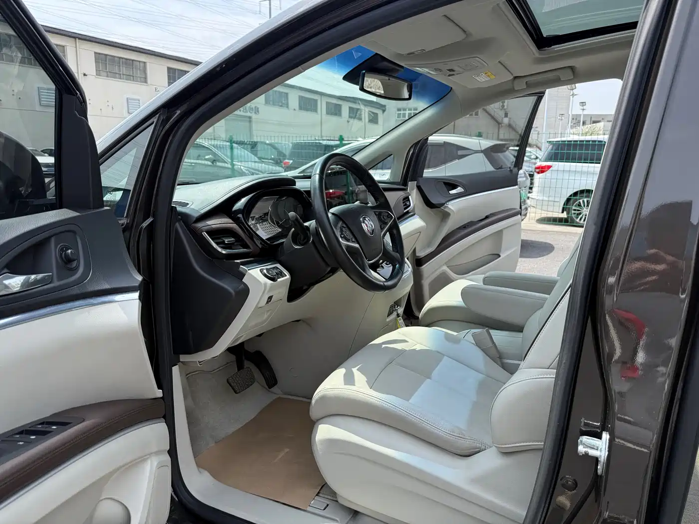 BUICK GL8