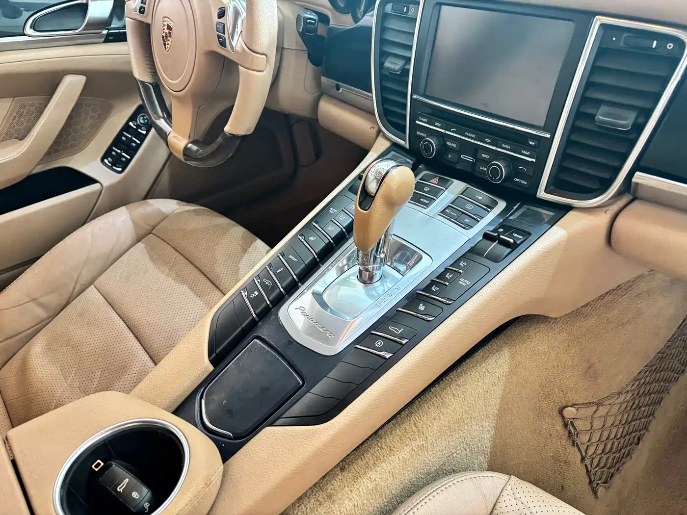 Porsche Panamera 2010 Panamera 3.6L фото 10