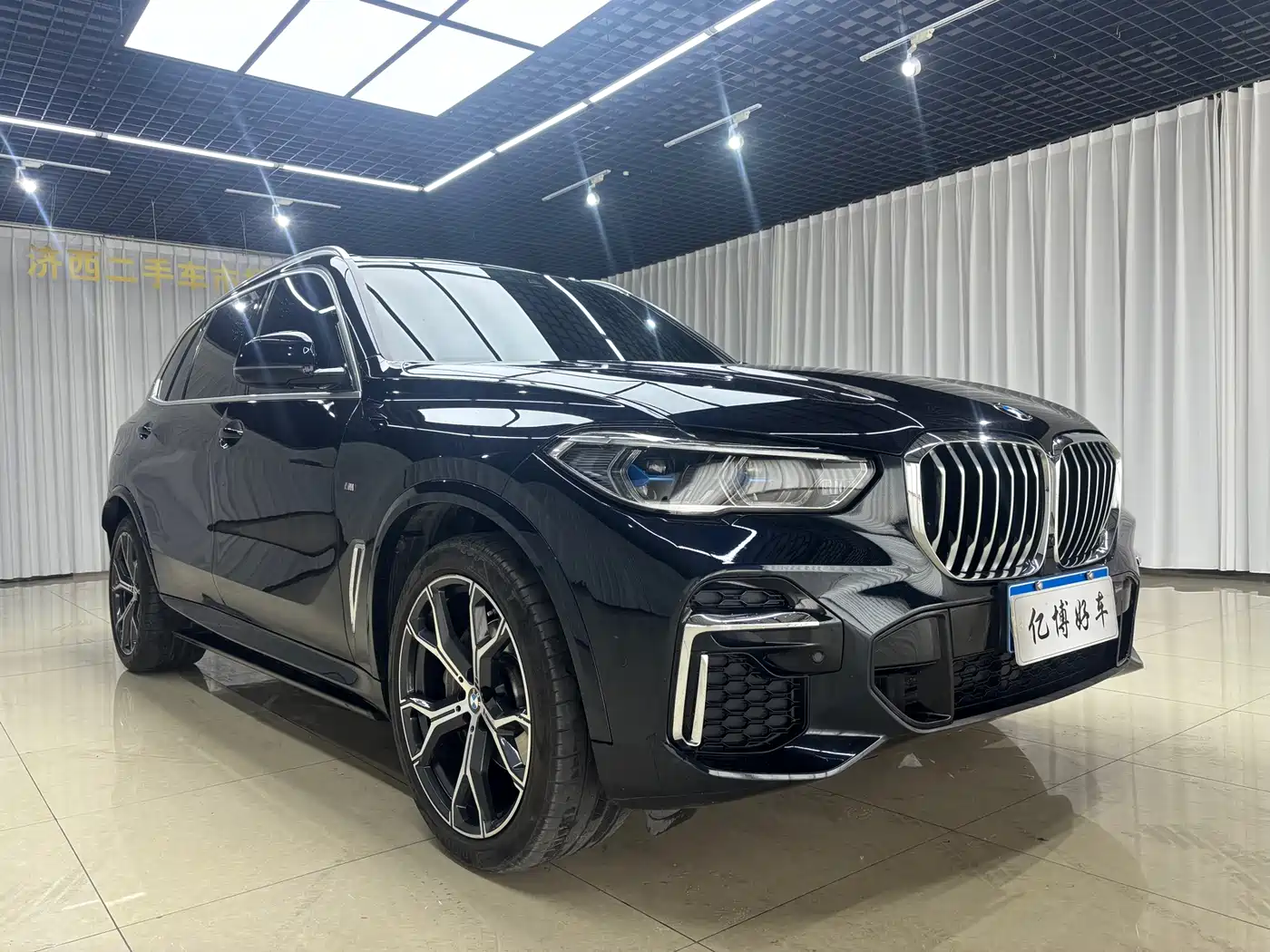 BMW X5 2023 xDrive 40Li M Sport Package фото 3
