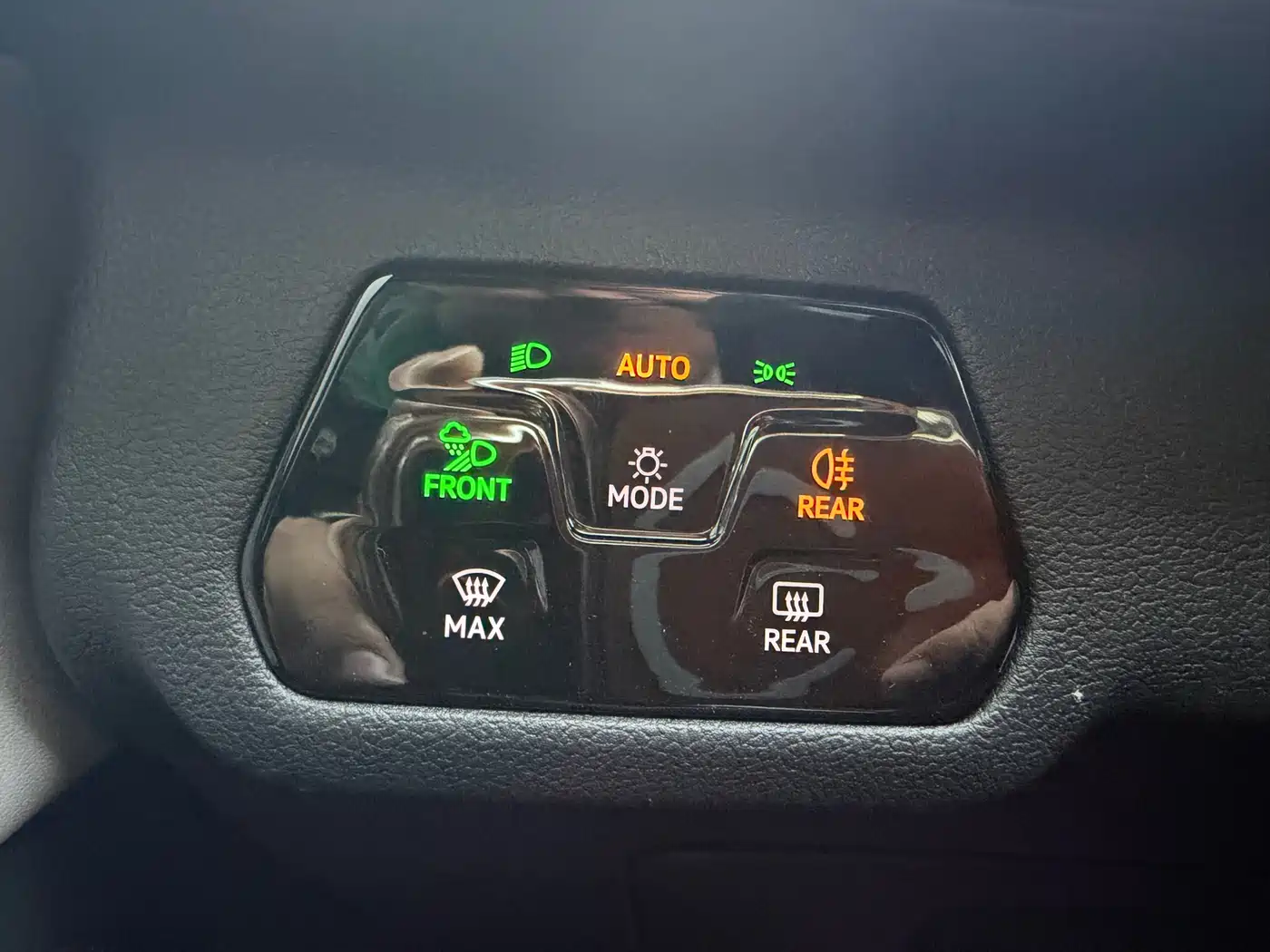 Volkswagen Talagon 2023 380TSI 4WD R-Line Touring Edition фото 12