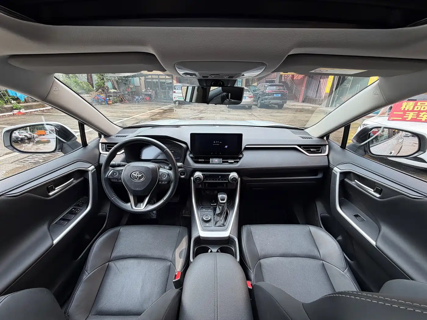 Toyota Wildlander 2023 Hybrid 2.5L E-CVT AWD Premium Edition фото 9