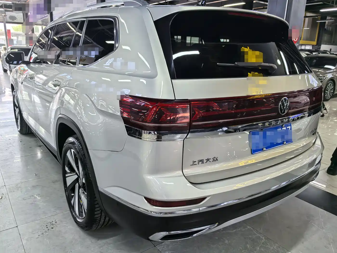 Volkswagen Teramont 2022 380TSI 4MOTION Premium Luxury фото 4