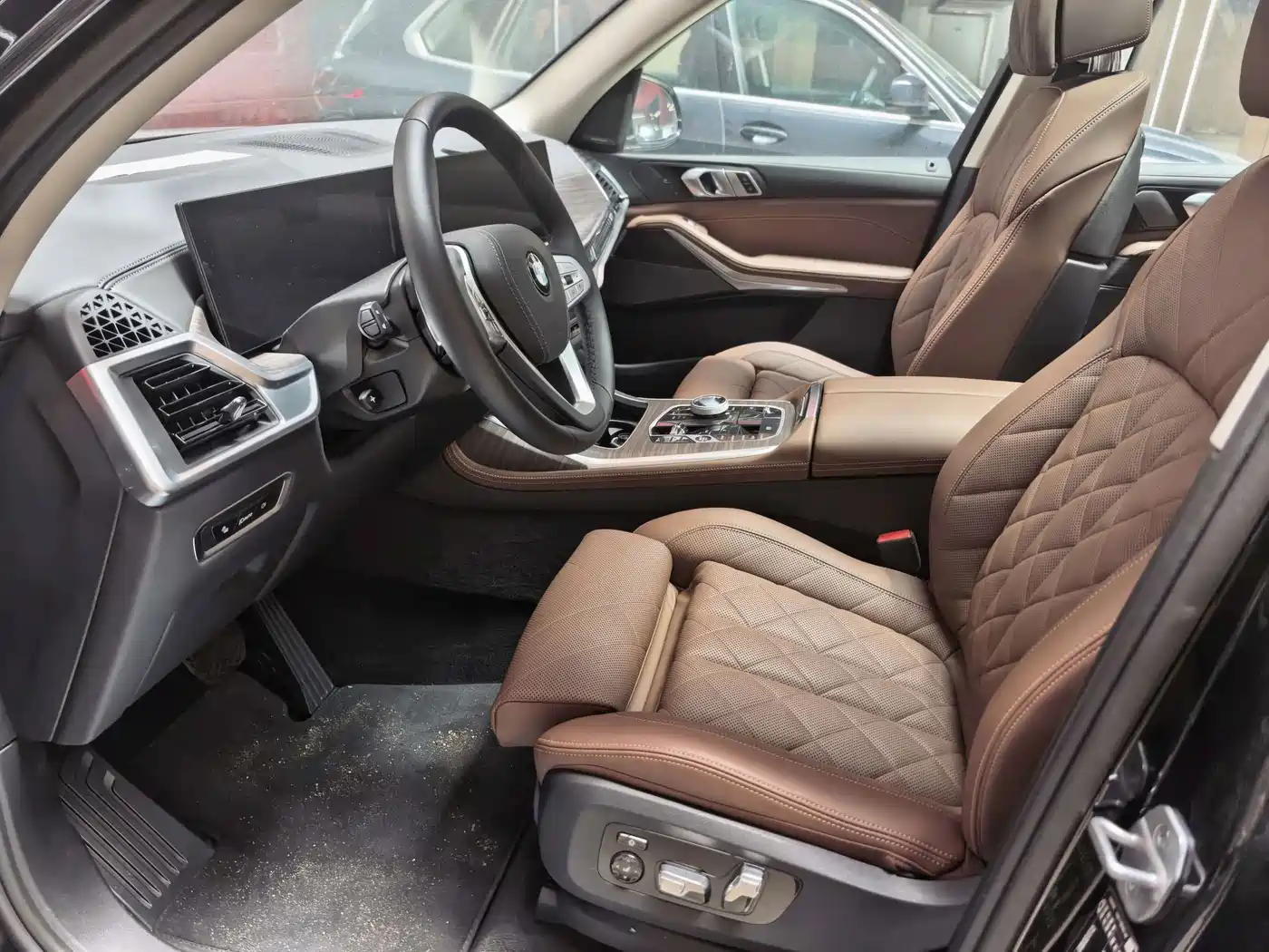 BMW X7 2026 2023 xDrive40i Leading Luxury Package