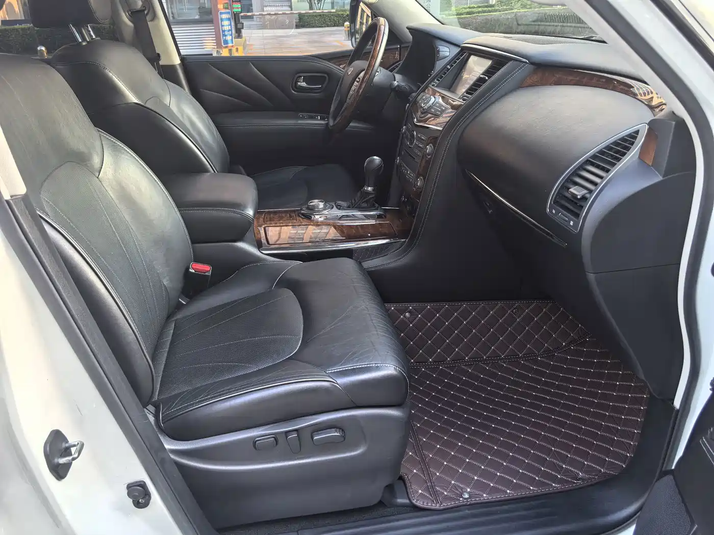 Infiniti QX80 2016 2016 5.6L 4WD