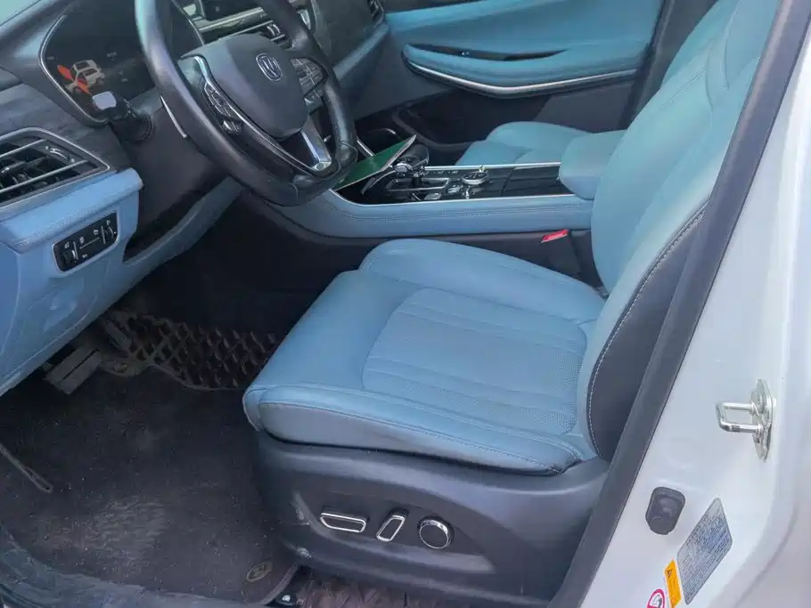 Changan CS75 PHEV 2019 2018 1.5T PHEV Navigation Edition