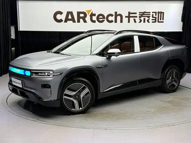 CHANGAN E07