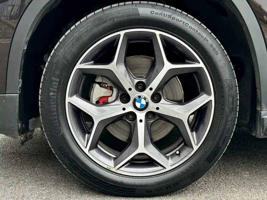 BMW X1 2019 sDrive18Li Premium Model фото 31
