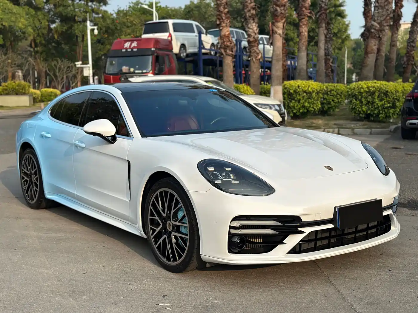 Porsche Panamera 2019 Panamera 2.9T фото 3
