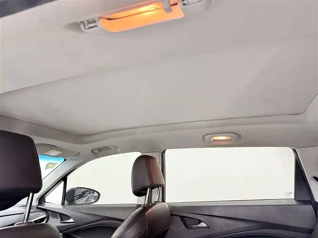 Chevrolet Volando 2020 Mild Hybrid Redline 530T Automatic Premium Edition (5+2 seater) фото 13