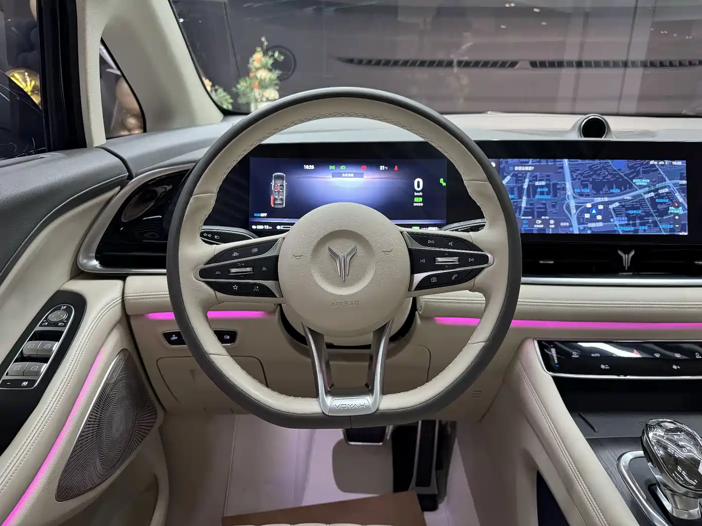 Voyah Auto Voyah Dreamer 2022 Low-carbon Dream+Smart Package фото 8