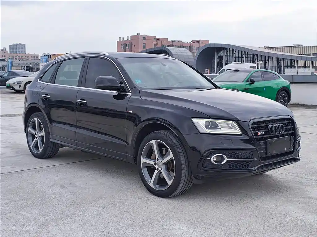 Audi Q5 (Import) 2013 45 TFSI quattro Sport фото 7