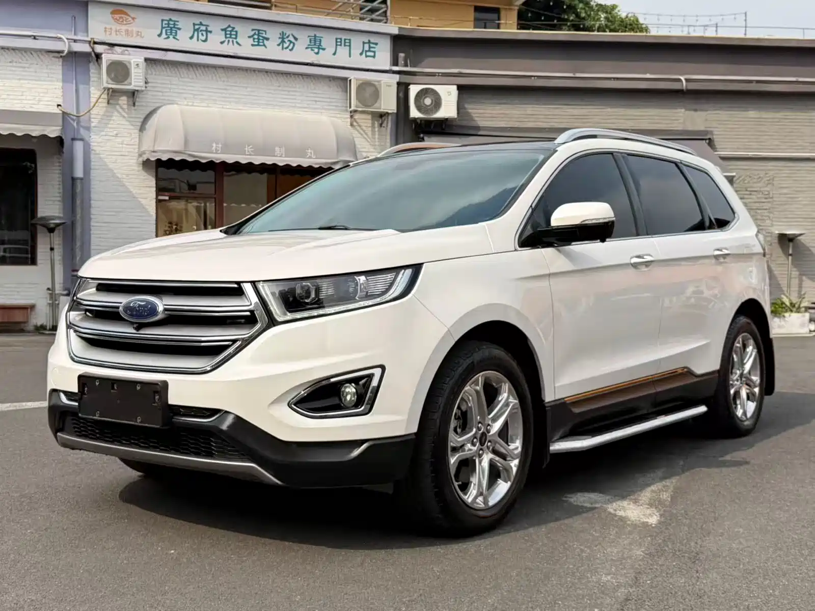 Фото 1 - Ford Edge