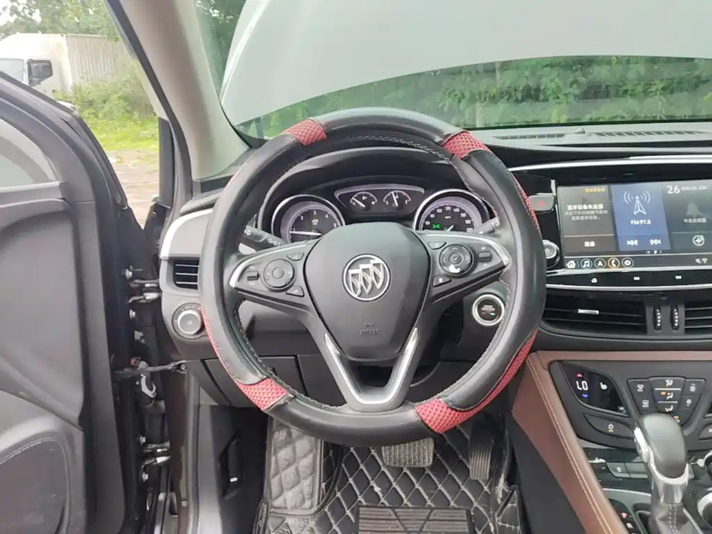 Фото 3 - Buick Envision Plus