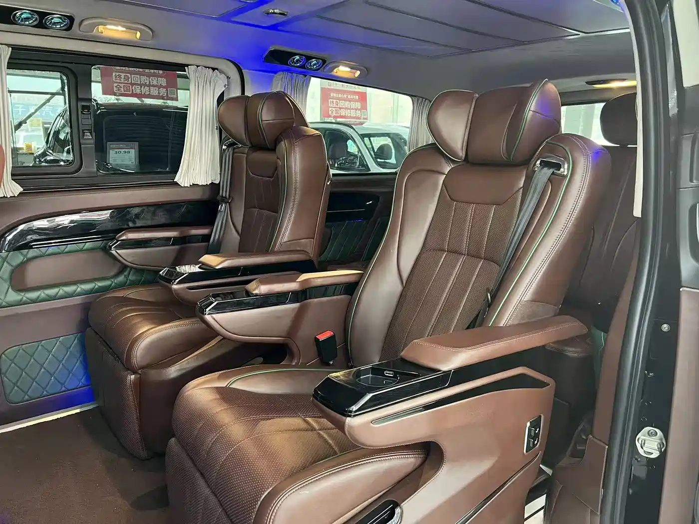 Mercedes-Benz Vito 2021 2.0T Business Edition 7-seater фото 6
