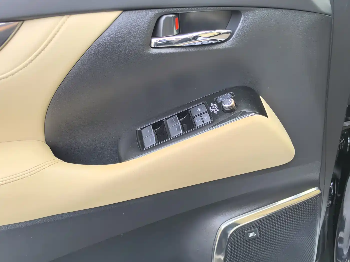 Toyota Vellfire 2021 Crown Hybrid 2.5L HV Supreme Edition фото 15
