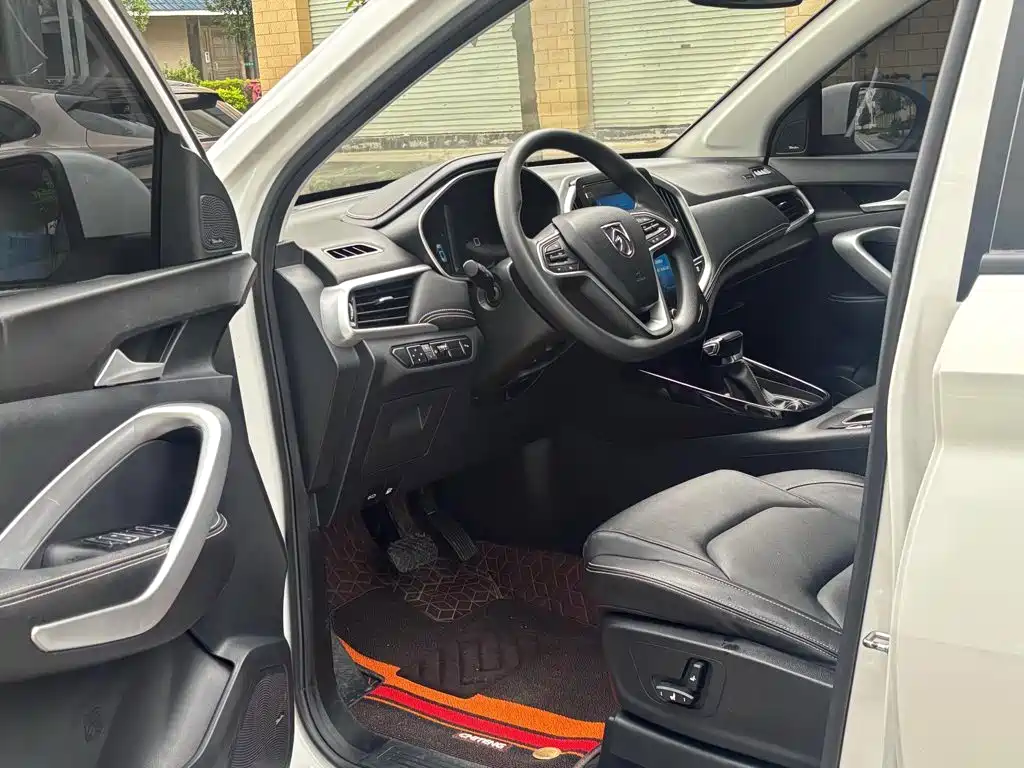 Baojun 530 2020 2020 1.5T CVT Prestige Connect 6-Seater