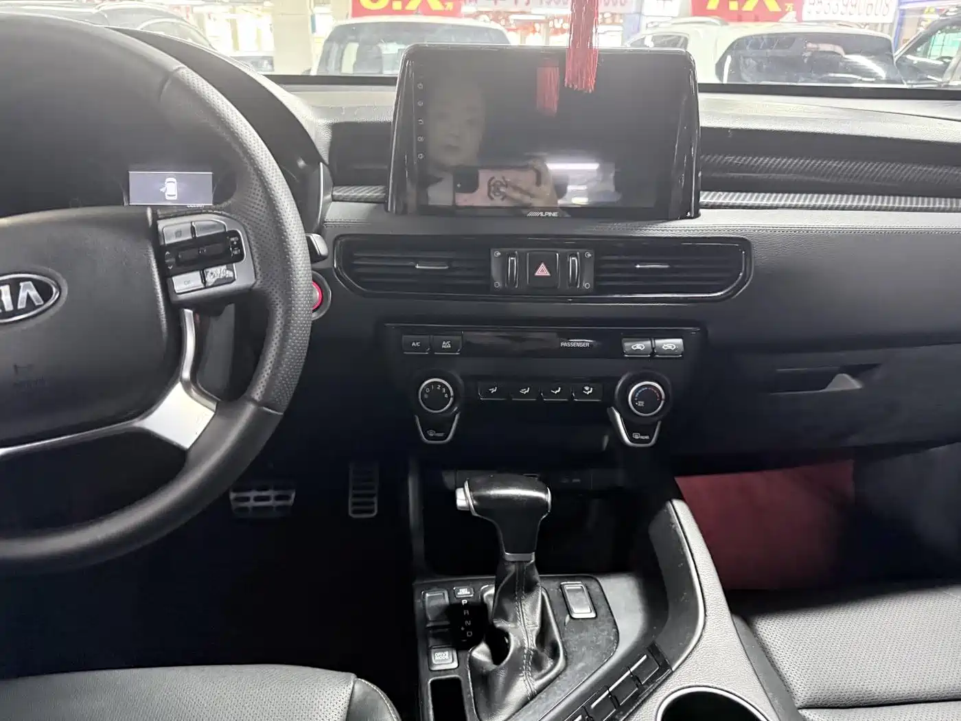 Kia KX7 2017 2.0T Automatic 4WD DLX 7-Seater фото 13