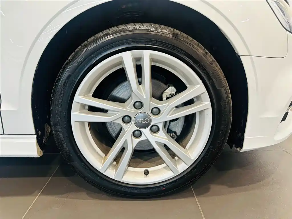 Фото 15 - Audi A3