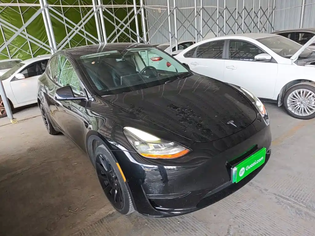 Фото 4 - Tesla Model Y