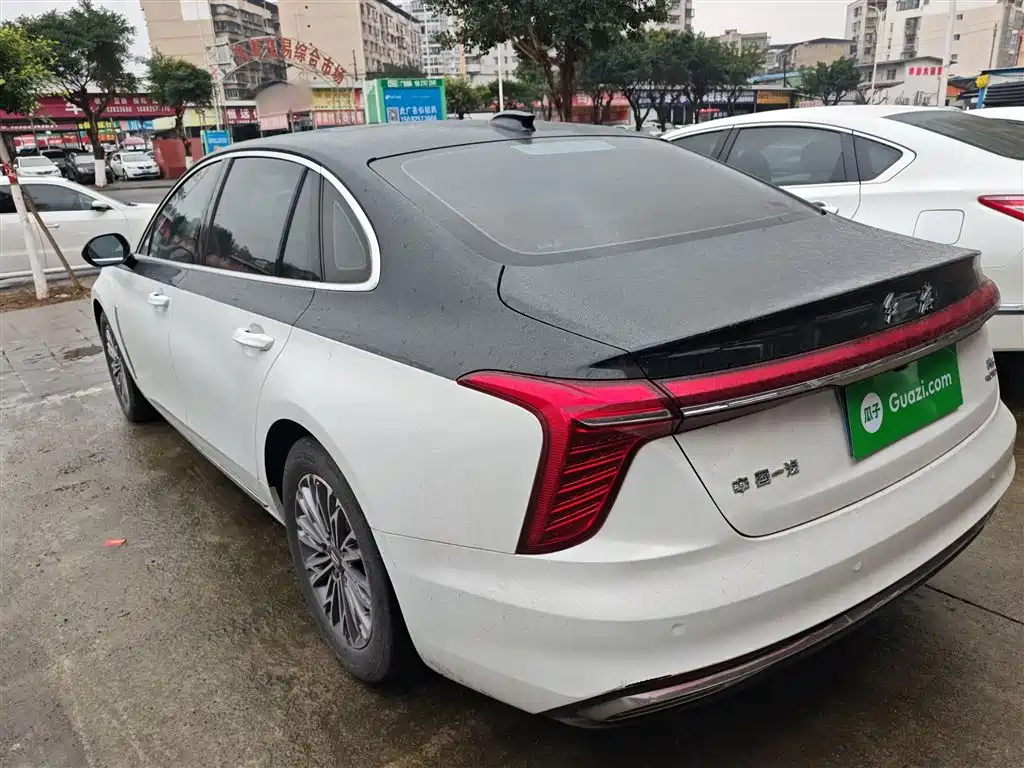 Hongqi H5 2023 2.0T Auto Smart Connect Flag Enjoy фото 23
