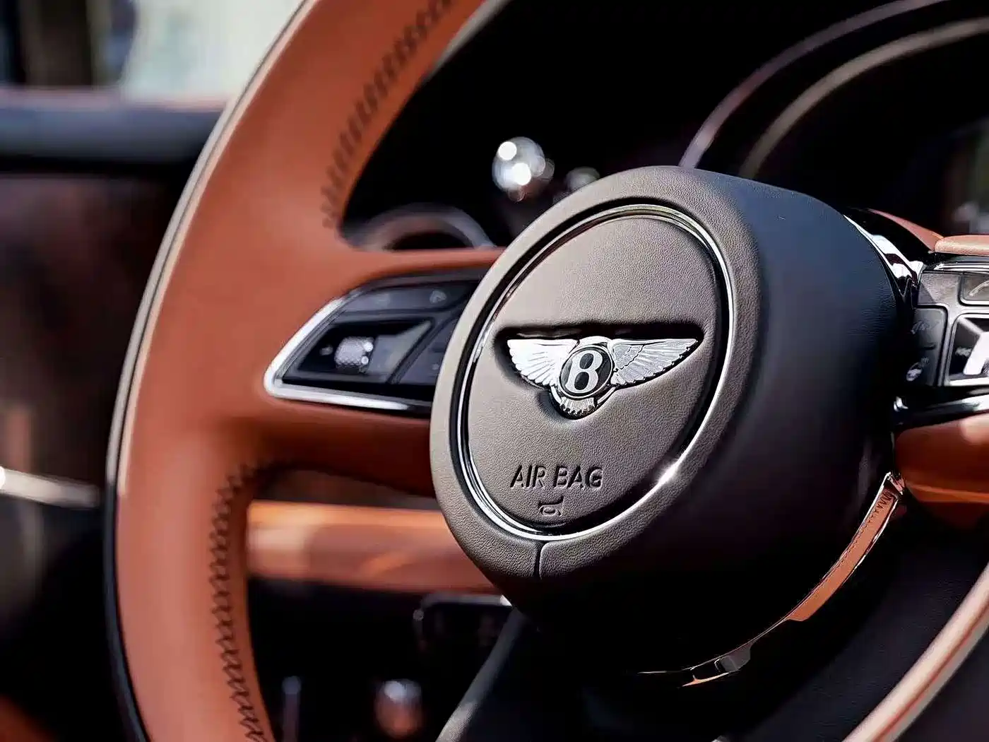 Photo 11 - Bentley Bentayga